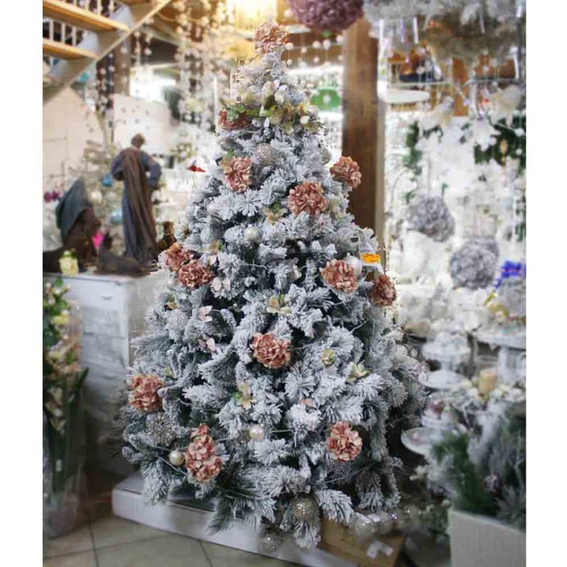 Addobbi Albero Di Natale Innevato Addobbato Albero Di Natale Innevato Addobbato